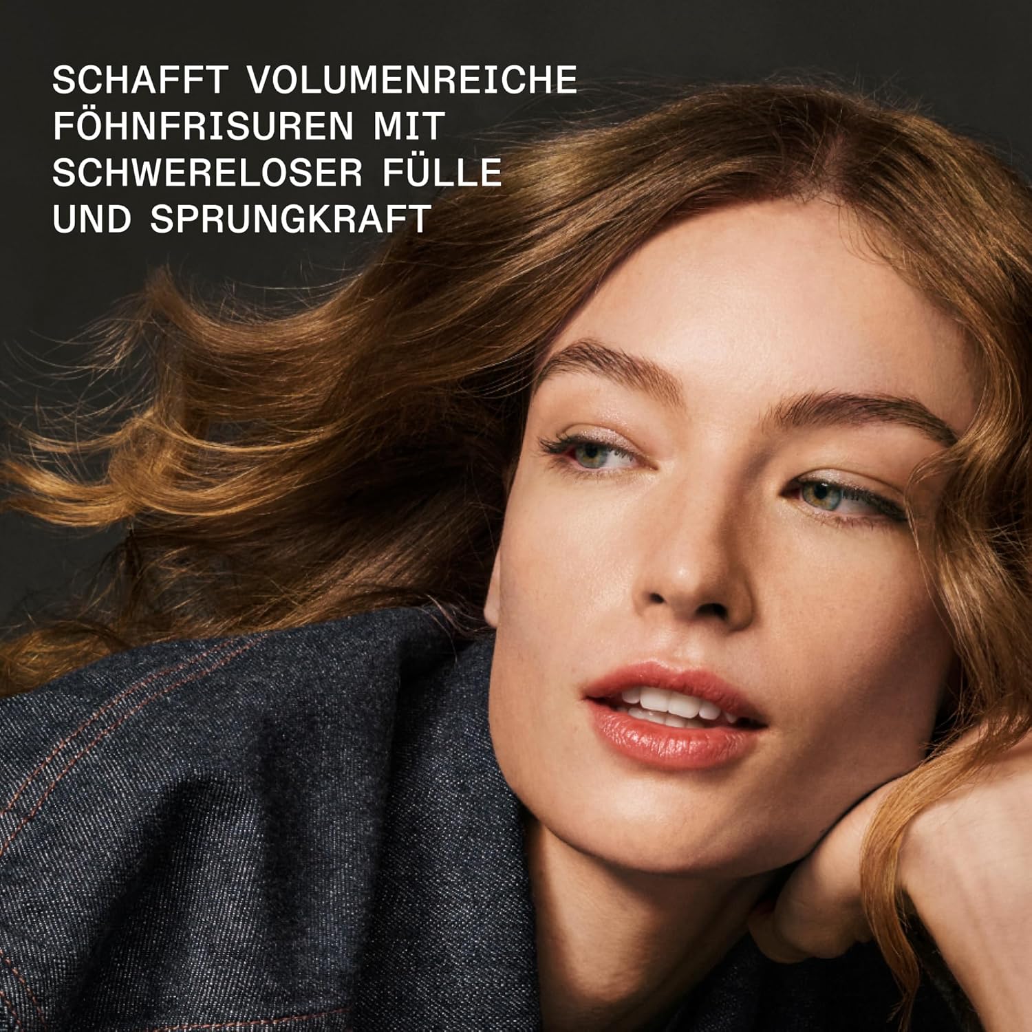 Olaplex Volumizing Blow Dry Mist - Image 6
