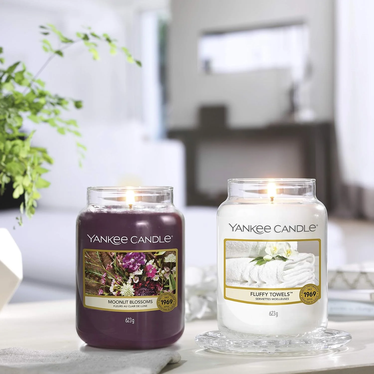 Yankee Candle Moonlit Blossoms - Image 4