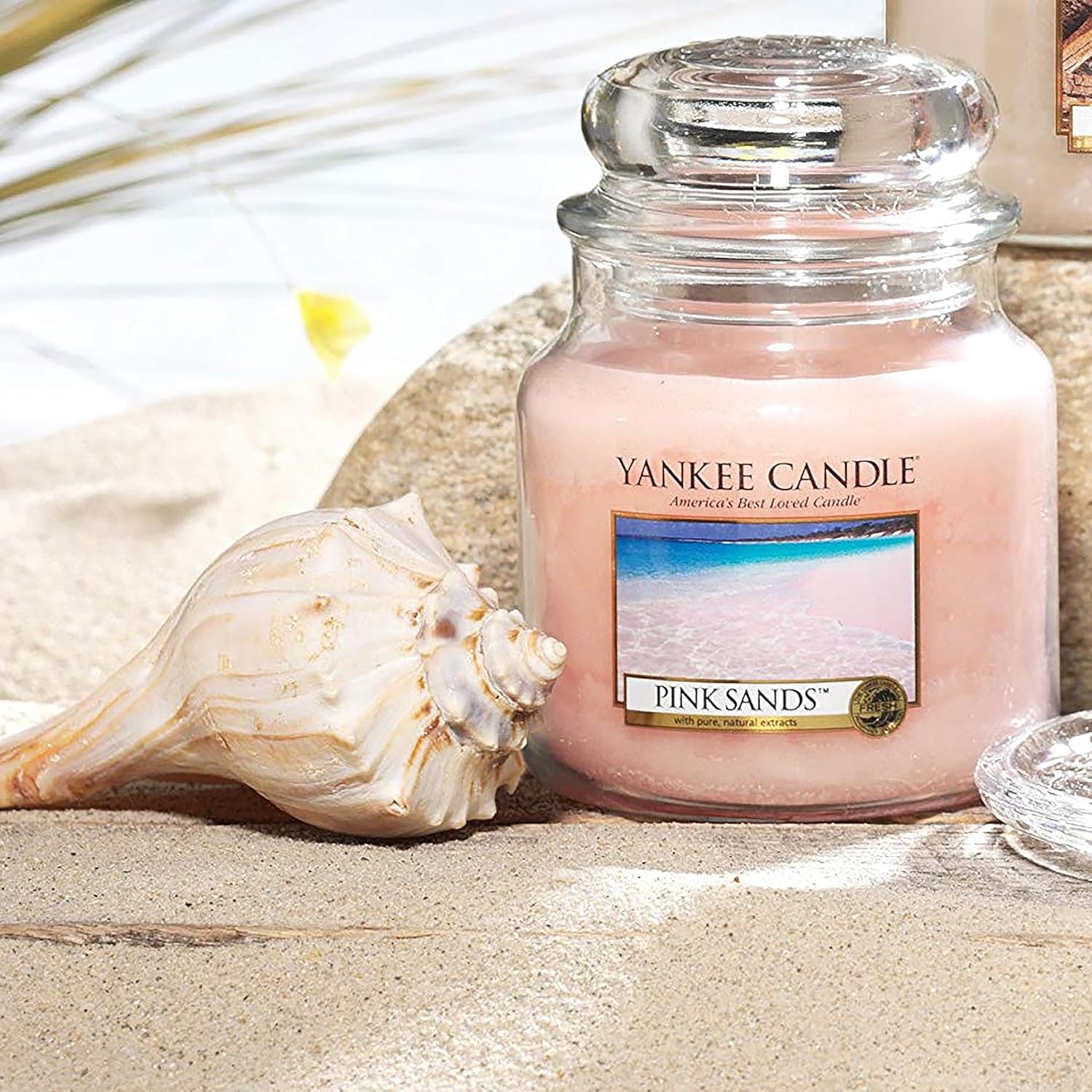 Yankee Candle Pink Sands 411 g - Image 3