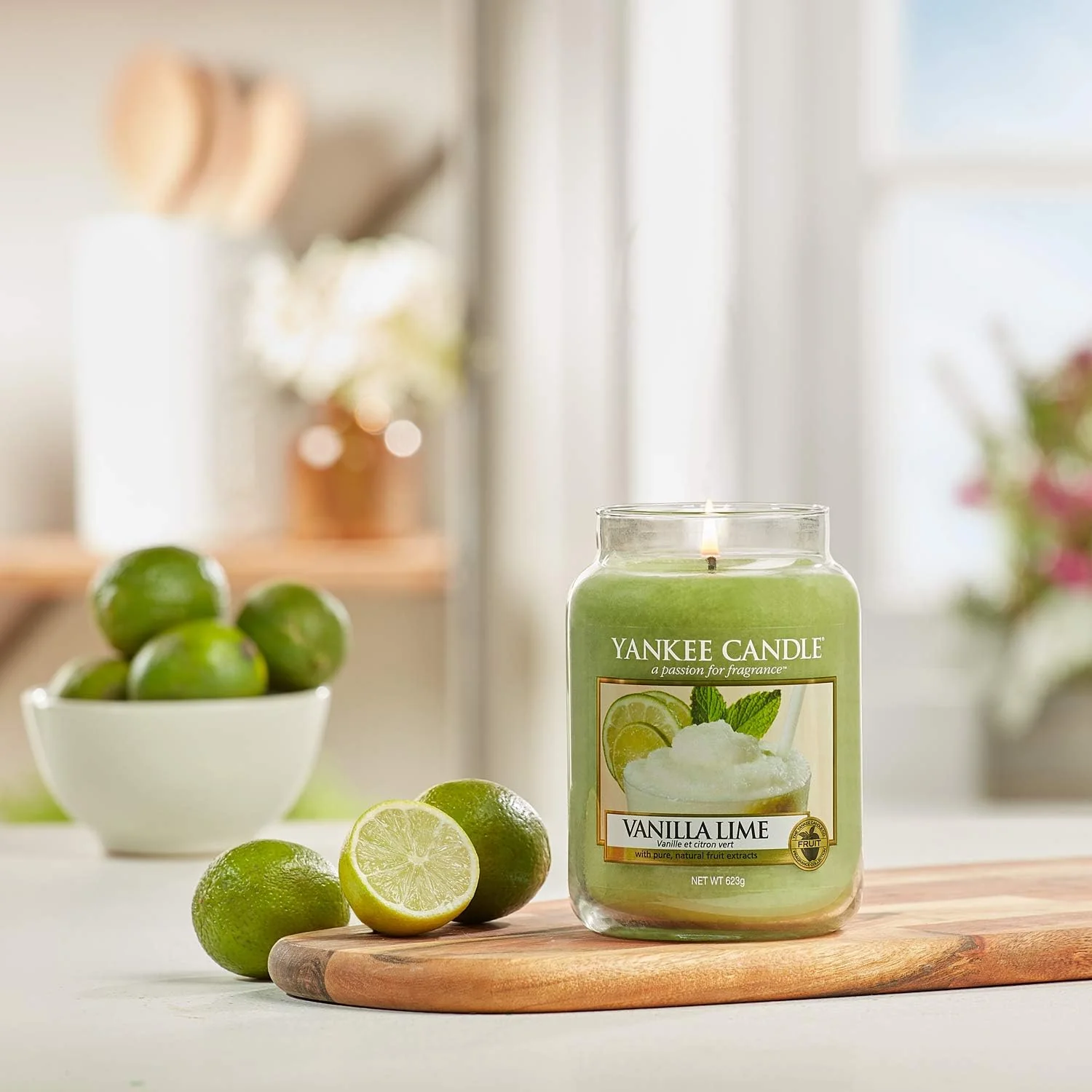 Yankee Candle Vanilla Lime 411 g - Image 3